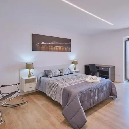 Casa Dona Carmen * 산티아고데콤포스텔라